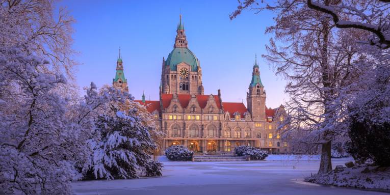 Das Neue Rathaus im Winter