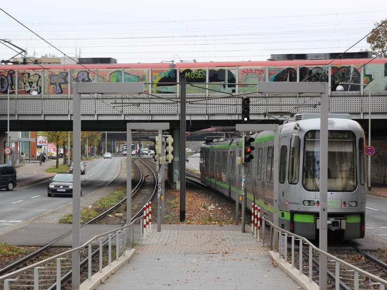 Waldhausen Stadtbahn und SBahn Nahverkehr Bilder