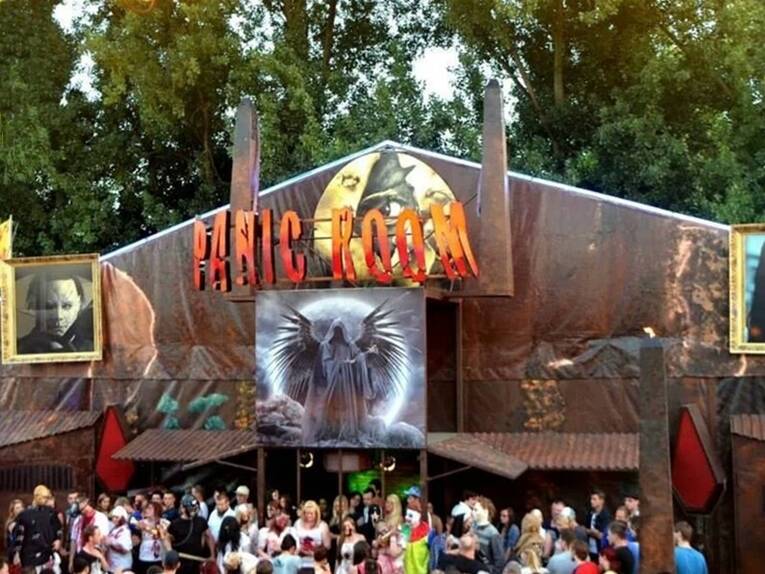 Panic Room 2014 Fahr Und Laufgeschafte Bilder